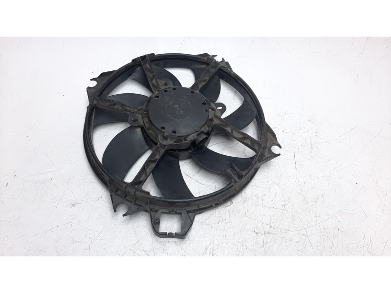 Recambio de electroventilador para renault megane iii berlina 5 p 1.5 dci diesel fap referencia OEM IAM 214810898R  