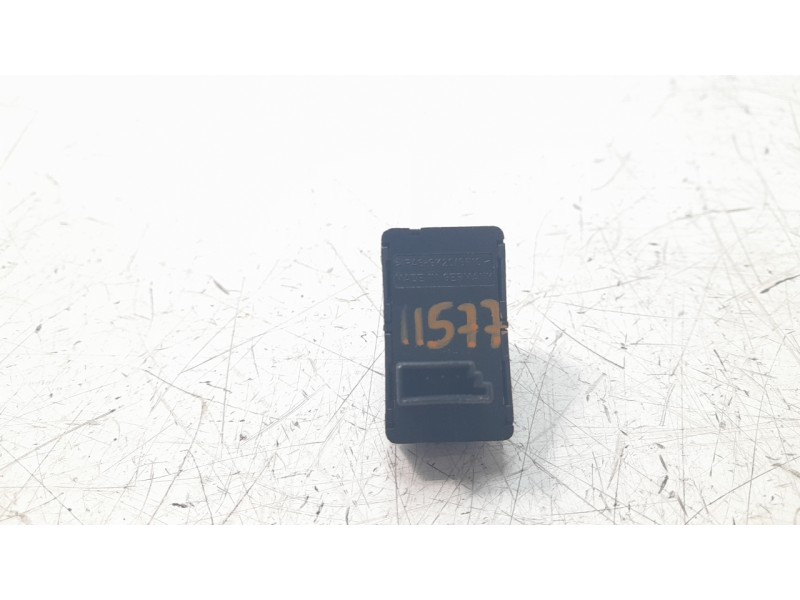 Recambio de mando elevalunas trasero derecho para bmw serie 3 berlina (e90) 318d referencia OEM IAM 15939901 IAF920057 EWSBM014