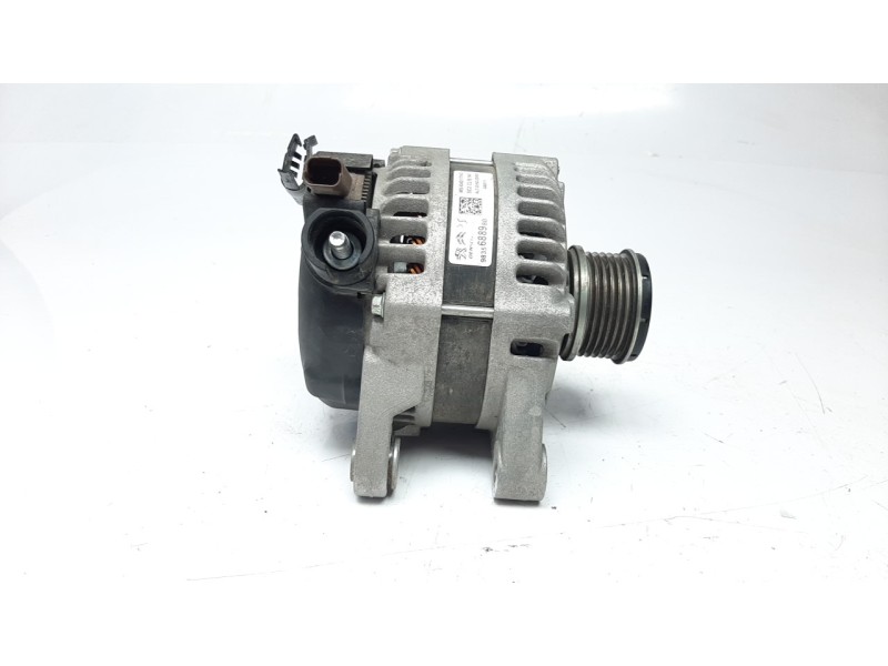 Recambio de alternador para peugeot 308 1.6 16v e-hdi fap referencia OEM IAM 9835688980  