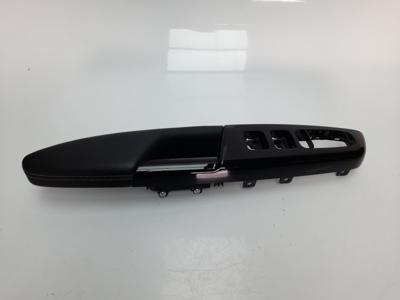 Recambio de maneta interior delantera izquierda para kia sportage drive 2wd referencia OEM IAM 82710F1010 2271F1010 