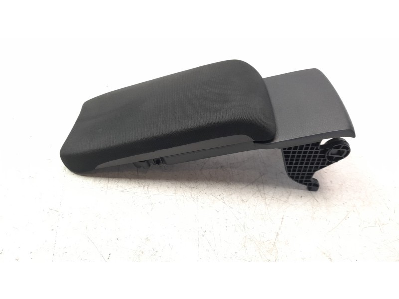 Recambio de apoyabrazos central para honda civic lim.5 (fk) 1.5 vtec cat referencia OEM IAM GN36102030  