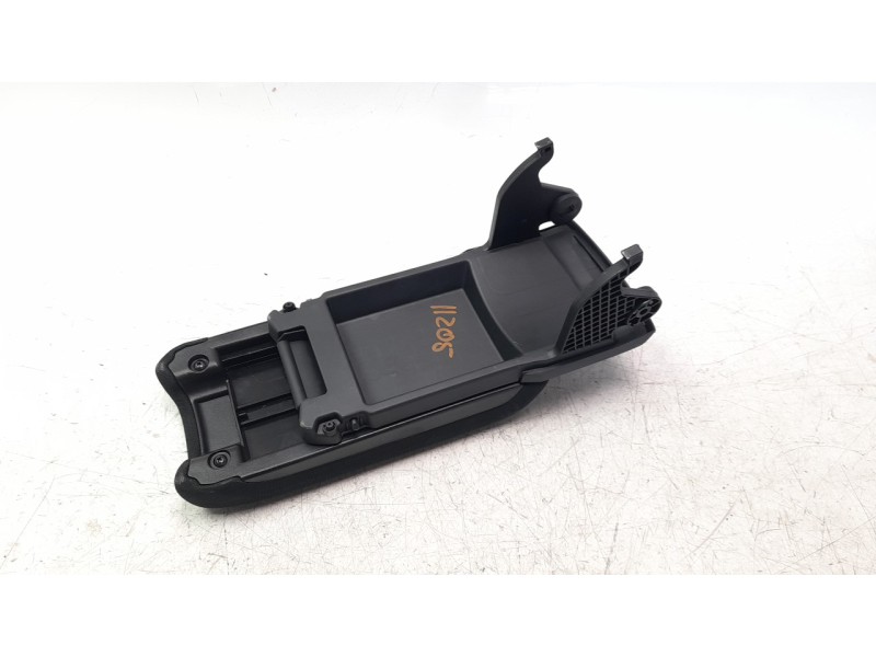 Recambio de apoyabrazos central para honda civic lim.5 (fk) 1.5 vtec cat referencia OEM IAM GN36102030  