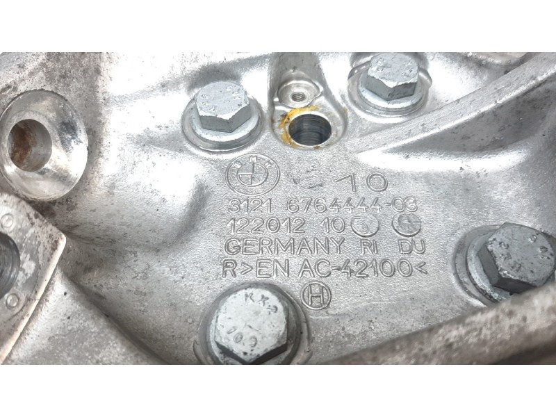 Recambio de mangueta delantera derecha para bmw serie 3 berlina (e90) 318d referencia OEM IAM 31216764444  