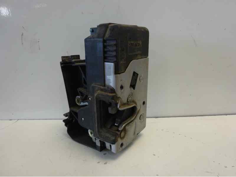 Recambio de cerradura puerta delantera derecha para opel meriva cosmo referencia OEM IAM 13154792  