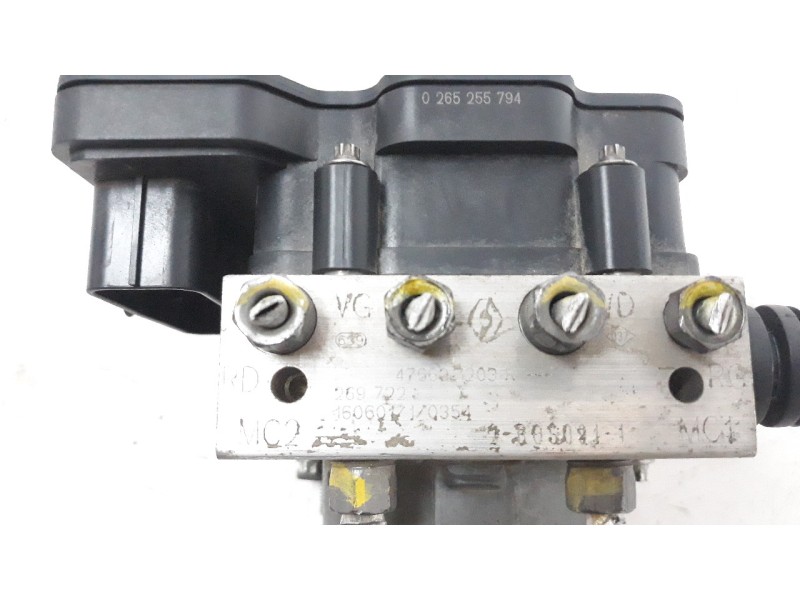 Recambio de abs para dacia sandero 1.5 dci diesel fap cat referencia OEM IAM 476608644R  