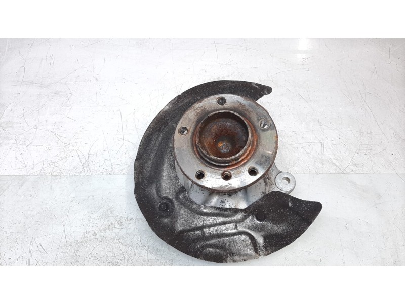 Recambio de mangueta delantera izquierda para bmw serie 3 berlina (e90) 318d referencia OEM IAM 31216764443  