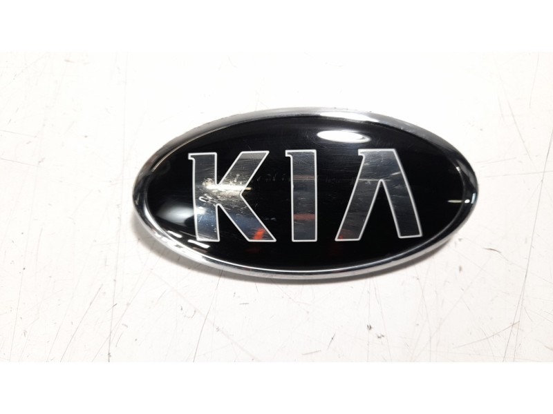 Recambio de molduras traseras para kia carens ( ) 1.6 gdi cat referencia OEM IAM 11320  