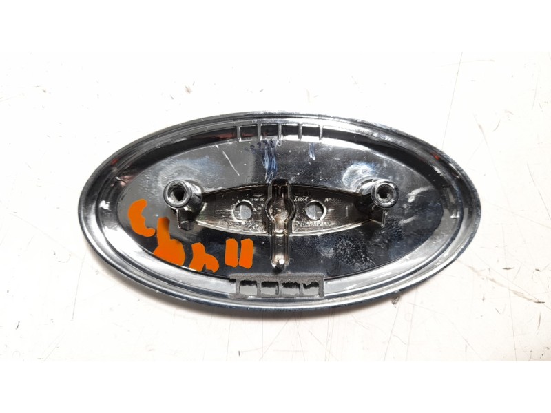 Recambio de molduras traseras para kia carens ( ) 1.6 gdi cat referencia OEM IAM 11320  