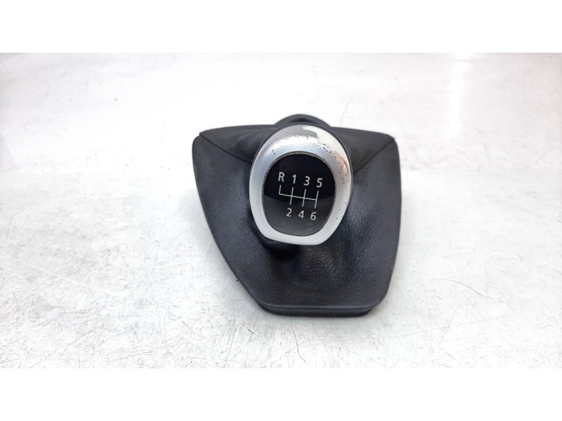 Recambio de pomo palanca cambio para bmw serie 3 berlina (e90) 318d referencia OEM IAM 25117609949  
