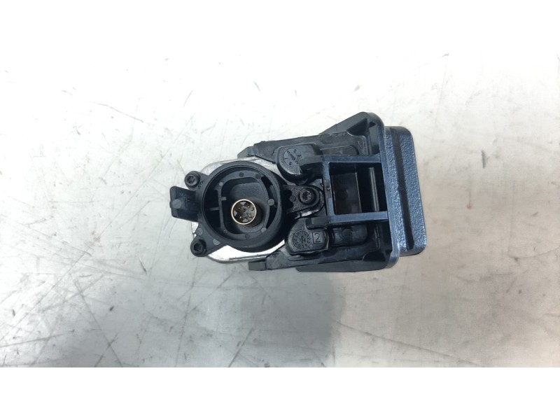 Recambio de camara vision trasera para bmw serie 3 lim. (f30) 318d referencia OEM IAM 9240351  