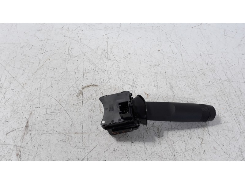 Recambio de mando intermitentes para opel astra j lim. 1.6 cdti dpf referencia OEM IAM 20941129  