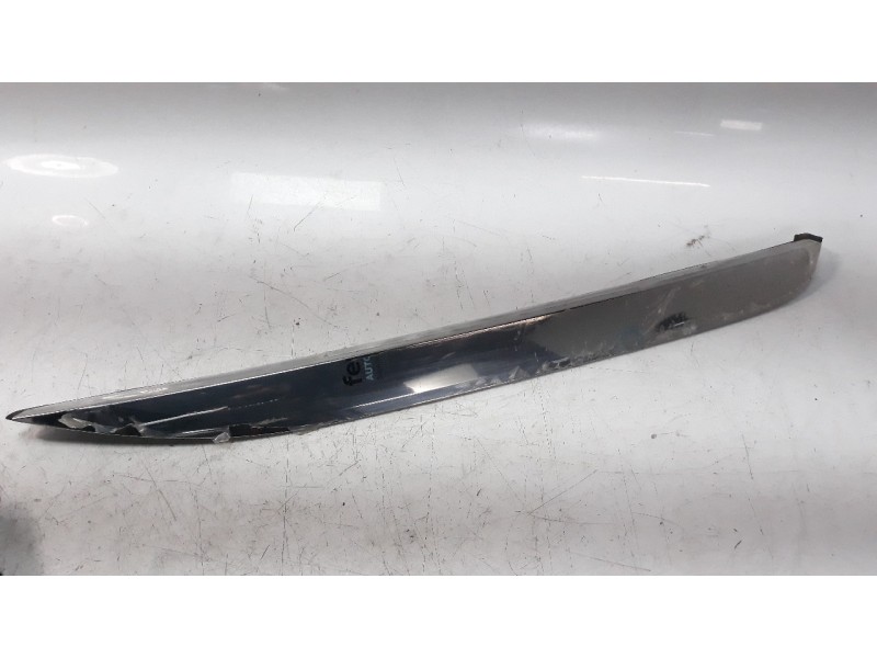 Recambio de moldura para peugeot 2008 (--.2013) 1.2 12v e-thp referencia OEM IAM 9806404777  