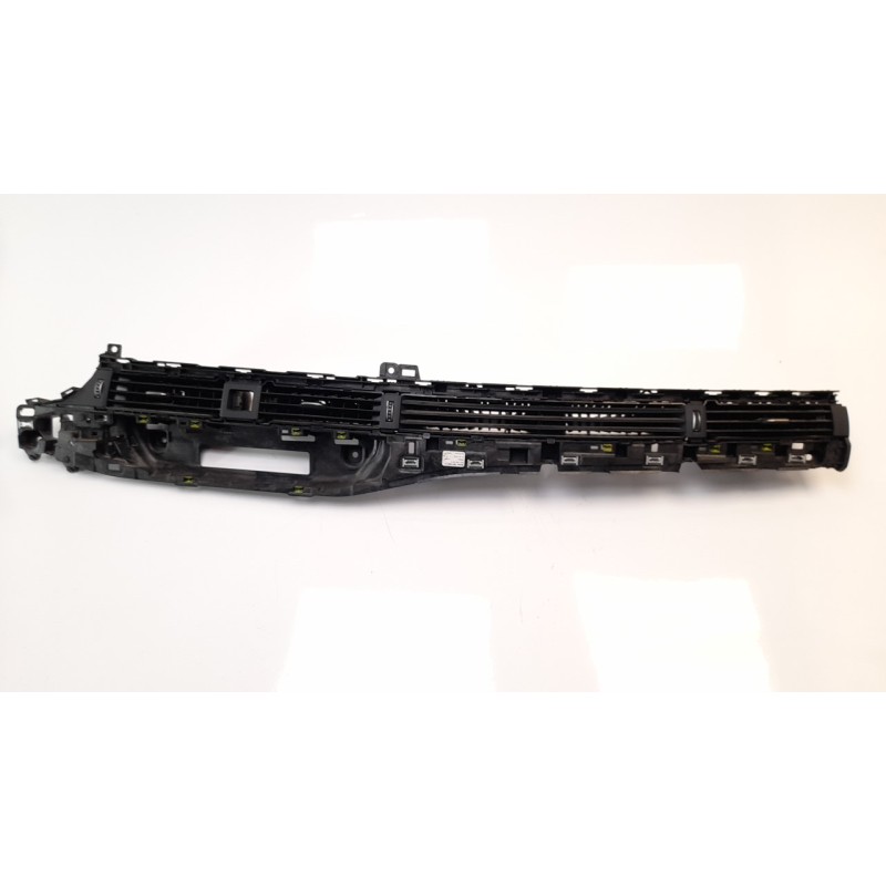 Recambio de rejilla aireadora para audi a4 avant (8w5) 3.0 v6 24v tdi referencia OEM IAM 8W1820902C  