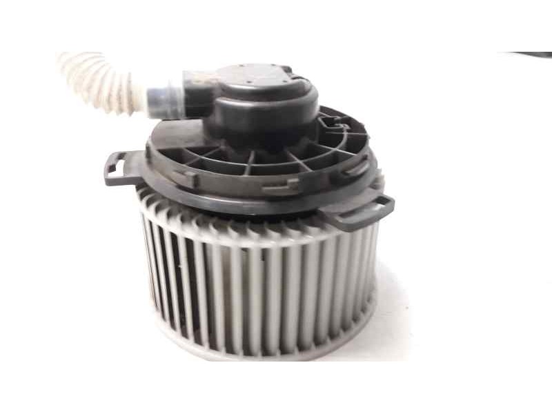Recambio de ventilador calefaccion para mazda 3 lim. (bl) active referencia OEM IAM 8727000860 HB111BBP204 