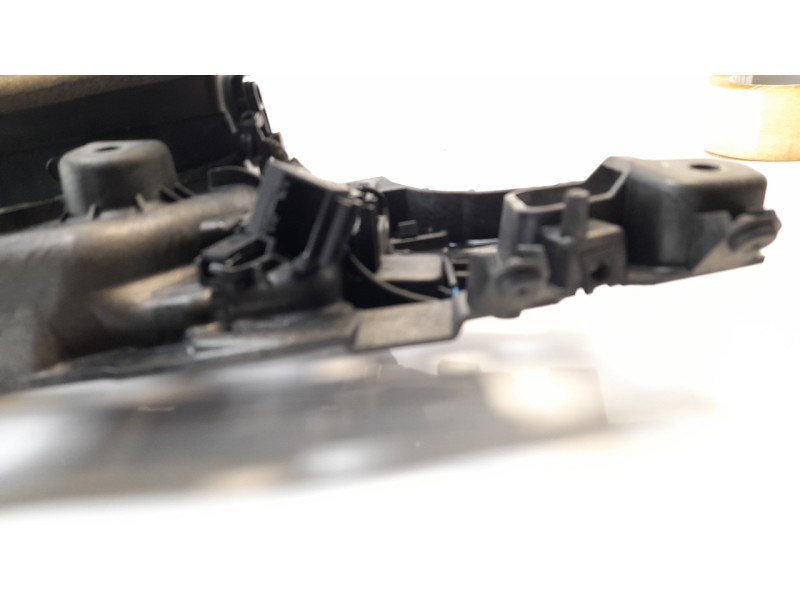 Recambio de rejilla aireadora para audi a4 avant (8w5) 3.0 v6 24v tdi referencia OEM IAM 8W1820902C  