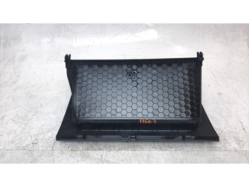 Recambio de guantera para volkswagen golf vii lim. (bq1) 1.6 tdi referencia OEM IAM 5G1857114  