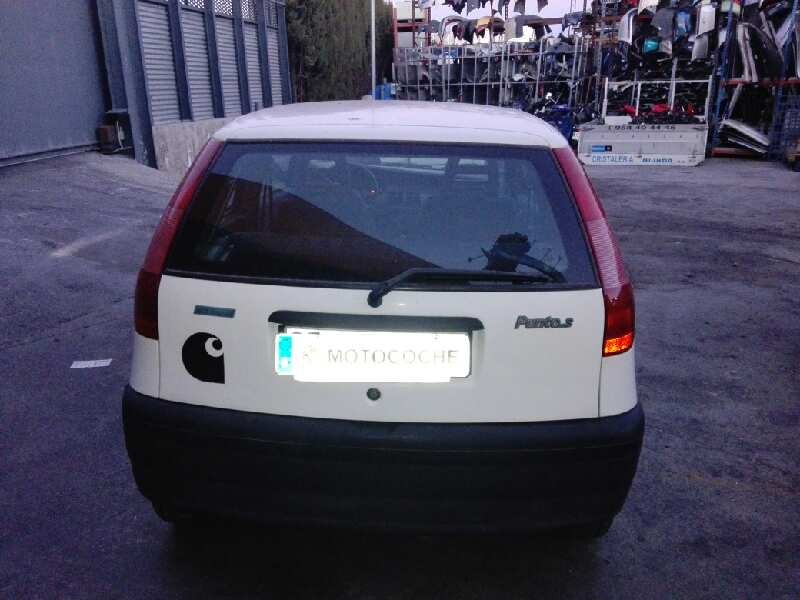 fiat punto berlina (176) del año 1997