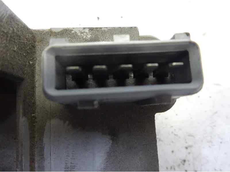 Recambio de cerradura puerta trasera derecha para citroen xantia berlina 2.0 hdi sx referencia OEM IAM   