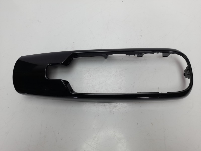 Recambio de moldura para citroen c4 cactus 1.2 12v e-thp / puretech referencia OEM IAM 98216178XU  