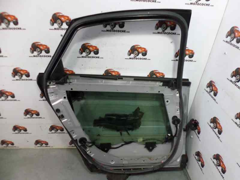 Recambio de puerta trasera izquierda para audi a8 (4e2) 4.0 tdi quattro referencia OEM IAM 4E0833051C  