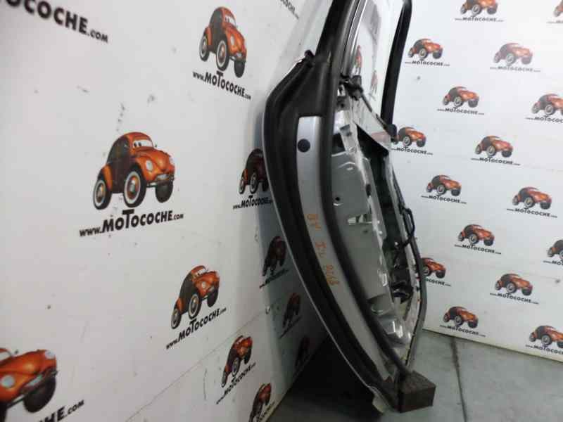 Recambio de puerta trasera izquierda para audi a8 (4e2) 4.0 tdi quattro referencia OEM IAM 4E0833051C  