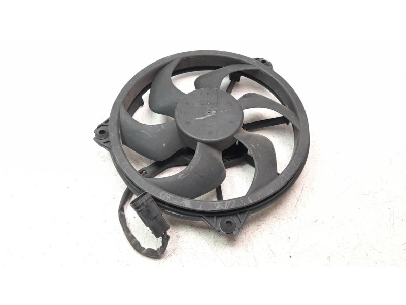 Recambio de electroventilador para fiat scudo furgón (272) 1.6 jtdm cat referencia OEM IAM GMV80CEM00  