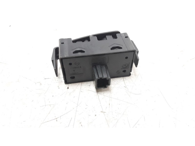 Recambio de warning para dacia sandero 1.5 dci diesel fap cat referencia OEM IAM 252905668R IEF520017HQ EWSRE062