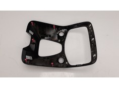 Recambio de moldura para peugeot 108 top 1.0 vti referencia OEM IAM 554050H04   2
