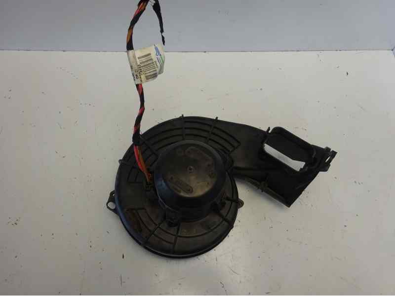 Recambio de ventilador calefaccion para opel meriva cosmo referencia OEM IAM 13124703  