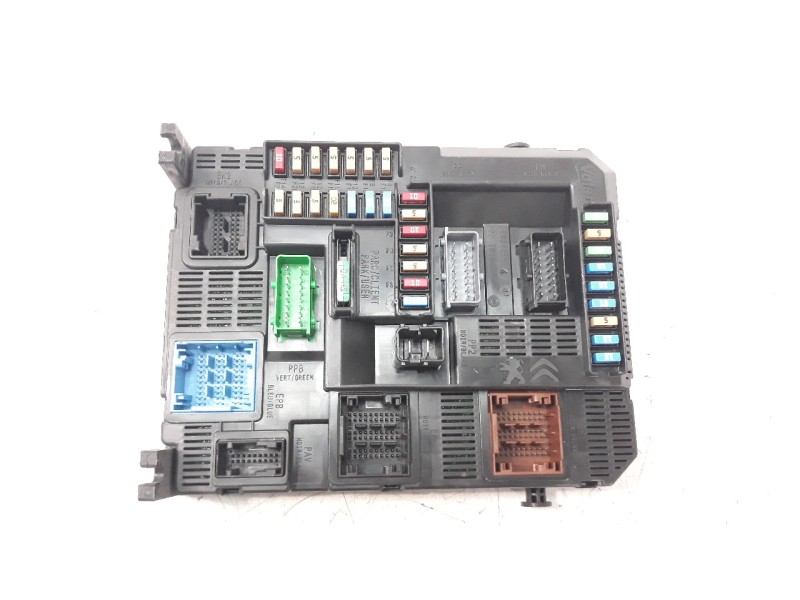 Recambio de caja reles / fusibles para peugeot 2008 (--.2013) 1.2 12v e-thp referencia OEM IAM 9819850080  