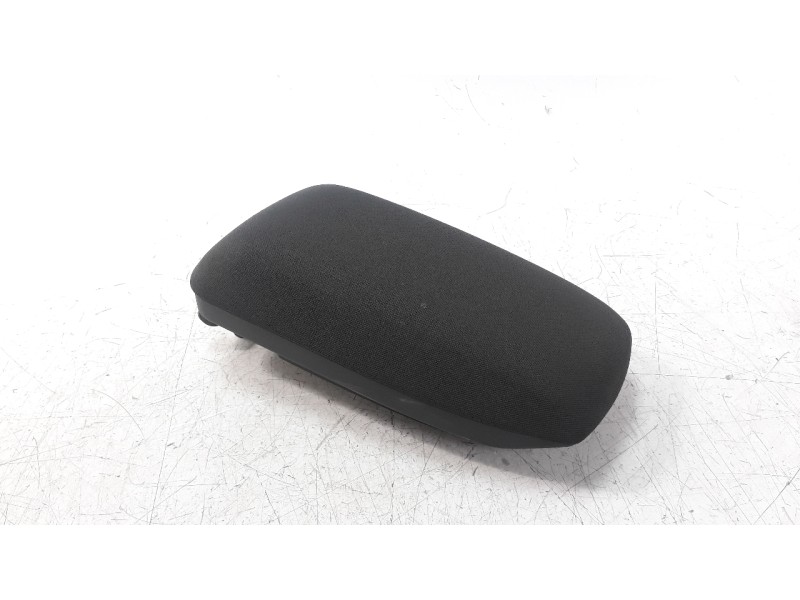 Recambio de apoyabrazos central para toyota auris 1.4 turbodiesel cat referencia OEM IAM 5890502880C2  