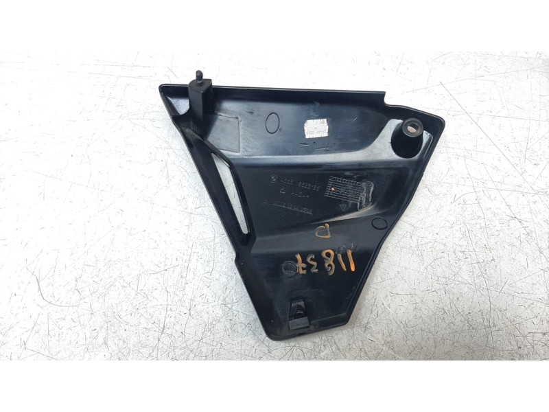 Recambio de moldura para bmw r 1200 r r 1200 r referencia OEM IAM 46638523156  
