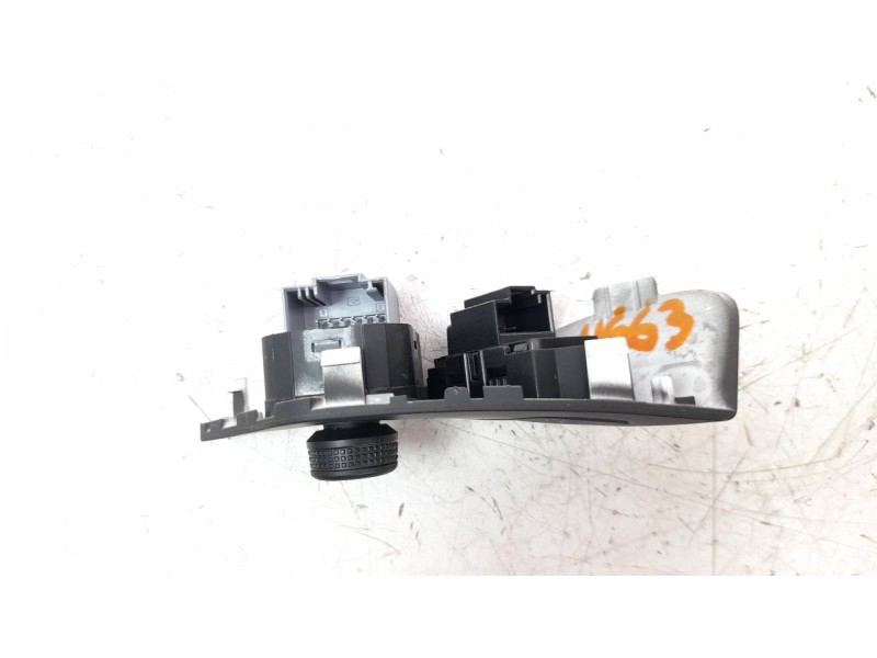 Recambio de mando retrovisor para volkswagen golf vii lim. (bq1) 1.6 tdi referencia OEM IAM 5G0959565AC  