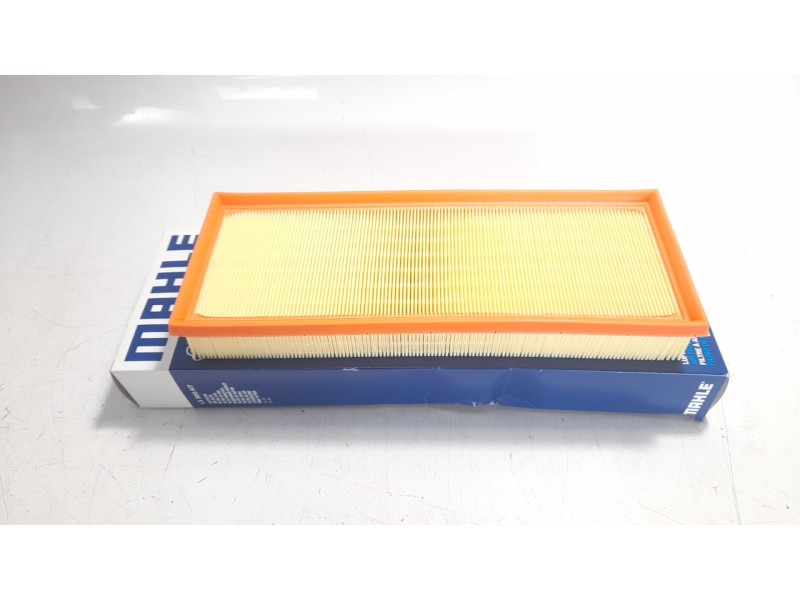 Recambio de filtro aire para peugeot 208 referencia OEM IAM 9805552080 MAHLX3955KIT 