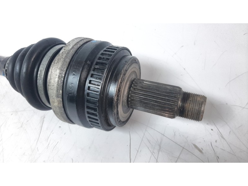 Recambio de transmision trasera derecha para bmw serie 3 berlina (e90) 318d referencia OEM IAM 33217547076  