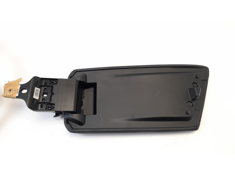 Recambio de apoyabrazos central para alfa romeo giulia (952) 2.2 jtdm cat referencia OEM IAM 156132369  