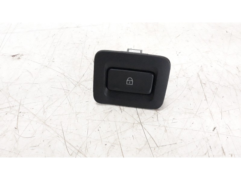 Recambio de interruptor para mazda 3 berlina (bp) referencia OEM IAM BEMD66660A K182710345232 