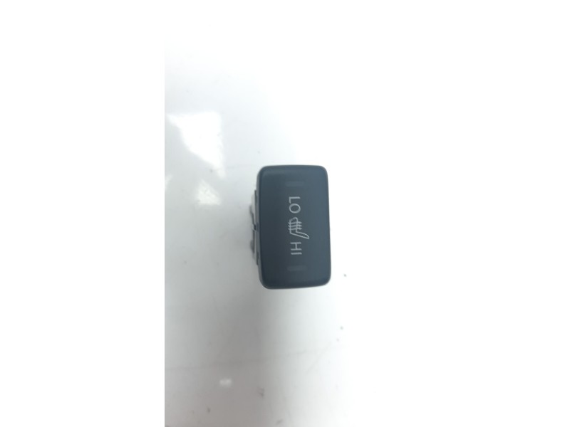 Recambio de interruptor para suzuki vitara 1.6 ddis comfort 4x4 referencia OEM IAM 3785061M00000  