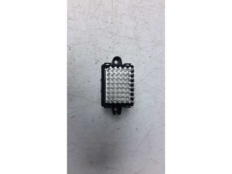 Recambio de resistencia calefaccion para opel astra j lim. 1.6 cdti dpf referencia OEM IAM 13598091  