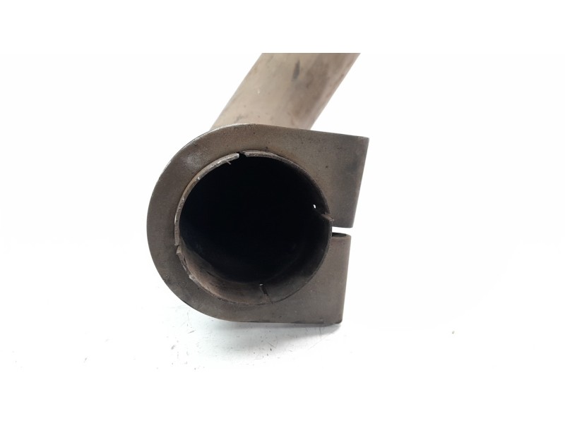 Recambio de tubo escape trasero para iveco daily furgón 2.3 diesel referencia OEM IAM 5801817615  