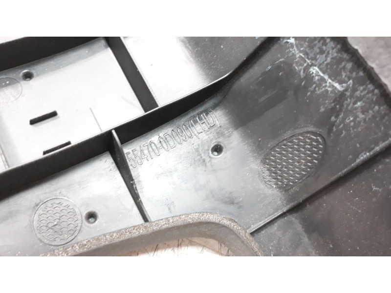 Recambio de moldura para toyota yaris referencia OEM IAM 554700D090  
