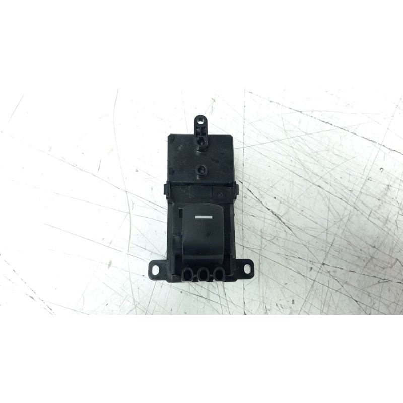 Recambio de mando elevalunas trasero derecho para honda civic lim.5 (fk) 1.5 vtec cat referencia OEM IAM 83740TGGG020BLK  