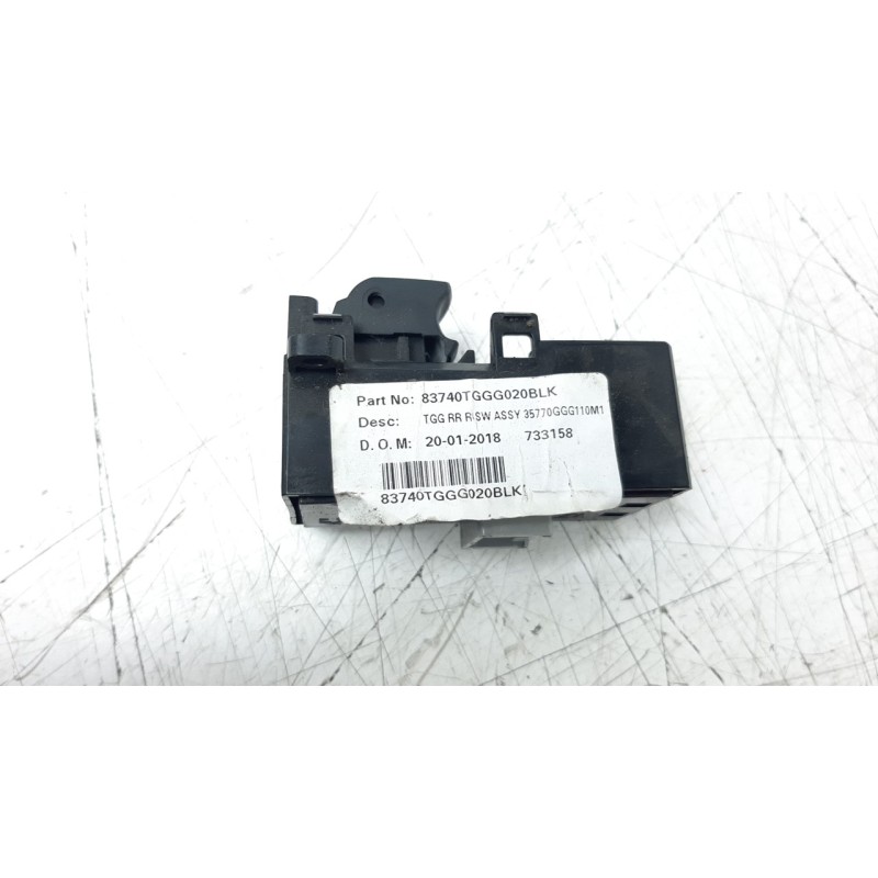 Recambio de mando elevalunas trasero derecho para honda civic lim.5 (fk) 1.5 vtec cat referencia OEM IAM 83740TGGG020BLK  