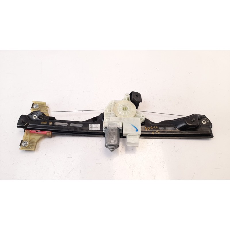 Recambio de elevalunas trasero izquierdo para citroen c4 grand picasso 1.5 blue-hdi fap referencia OEM IAM 9826076580 106075618 
