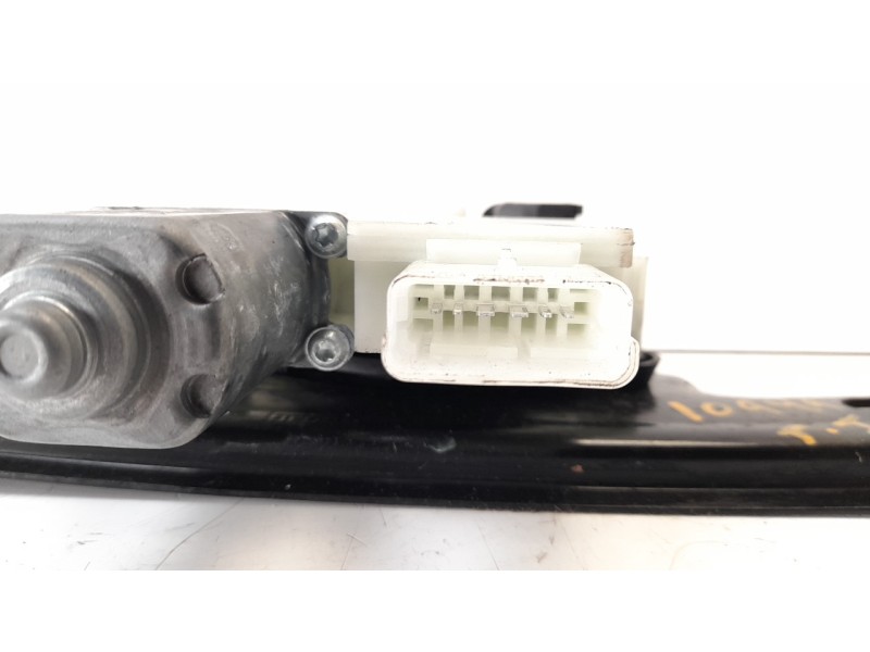 Recambio de elevalunas trasero izquierdo para citroen c4 grand picasso 1.5 blue-hdi fap referencia OEM IAM 9826076580 106075618 