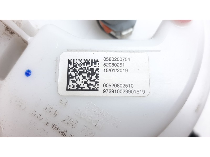 Recambio de bomba combustible para jeep compass ii 2.0 m-jet cat referencia OEM IAM 580200754  