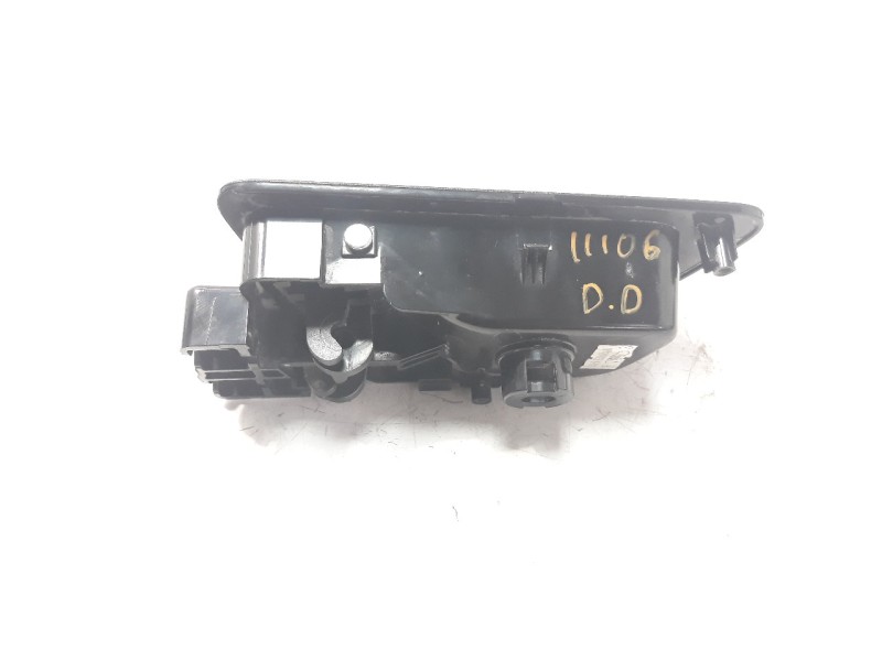 Recambio de maneta interior delantera derecha para ssangyong tivoli 1.6 turbodiesel cat referencia OEM IAM 7242035000  