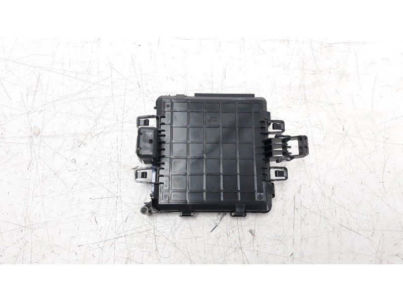 Recambio de modulo electronico para mazda 3 berlina (bp) referencia OEM IAM D41S675Z0  