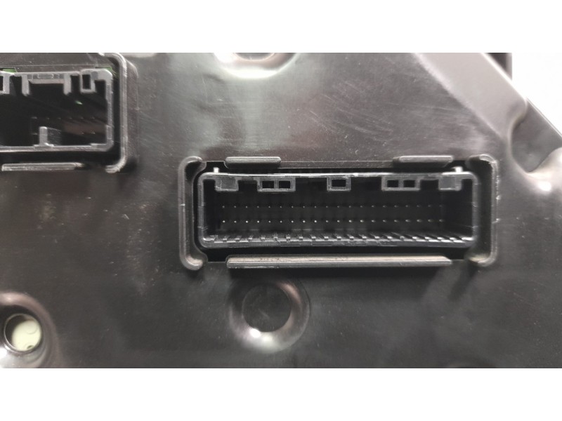 Recambio de cuadro instrumentos para toyota auris 1.4 turbodiesel cat referencia OEM IAM 838000ZM70  