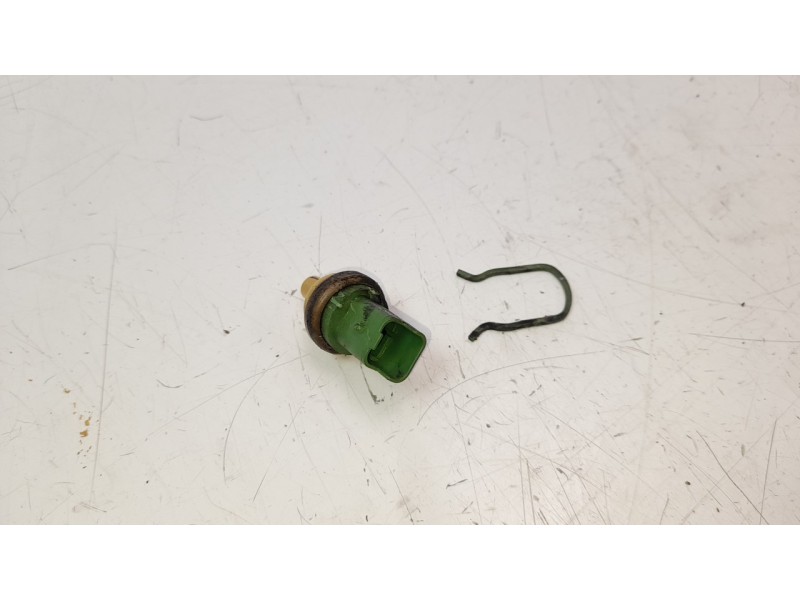 Recambio de sensor para volvo v40 1.6 diesel cat referencia OEM IAM 9655414180  